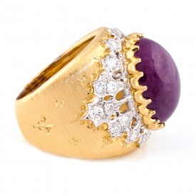 Novella Ruby and Diamond Ring in 18K Yellow Gold